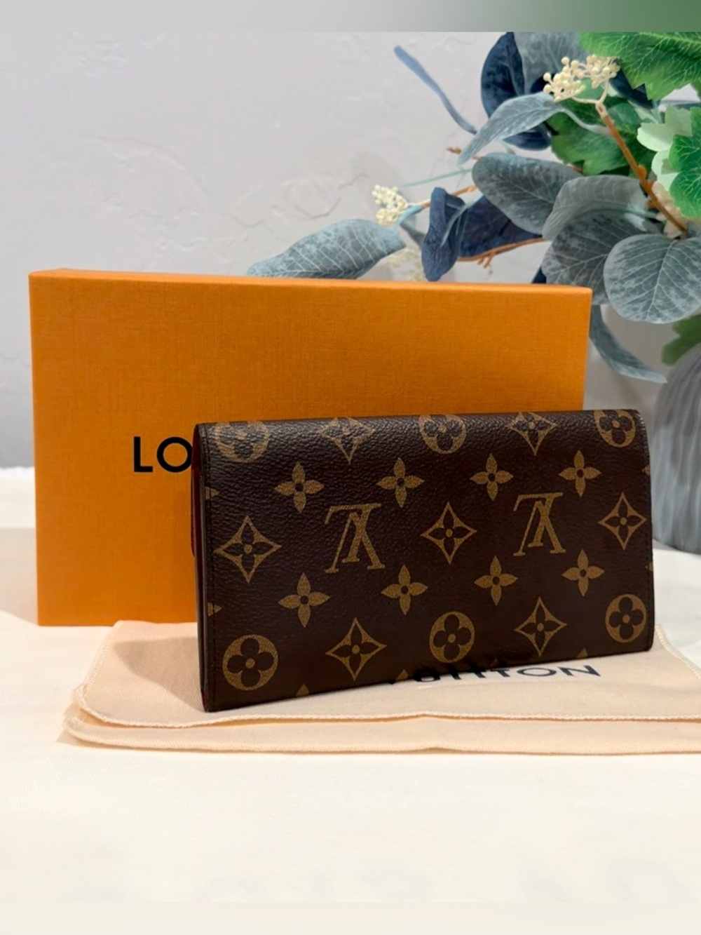 Louis Vuitton Monogram Fuschia Emilie Bifold Wallet - Picture 6 of 16
